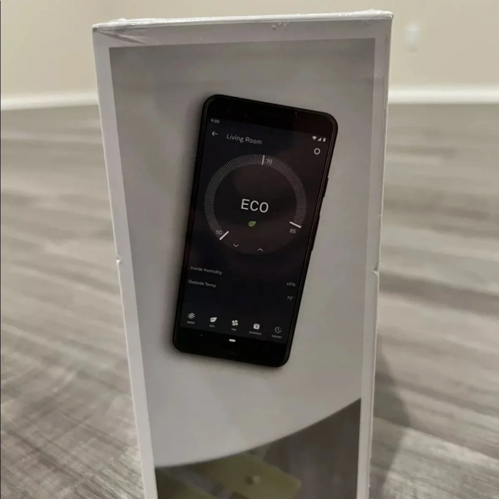 Nest T3018US 3rd Gen Programmable Thermostat Mirror Black